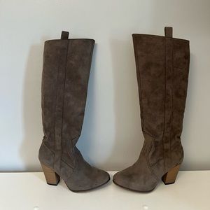 Women’s knee high boots